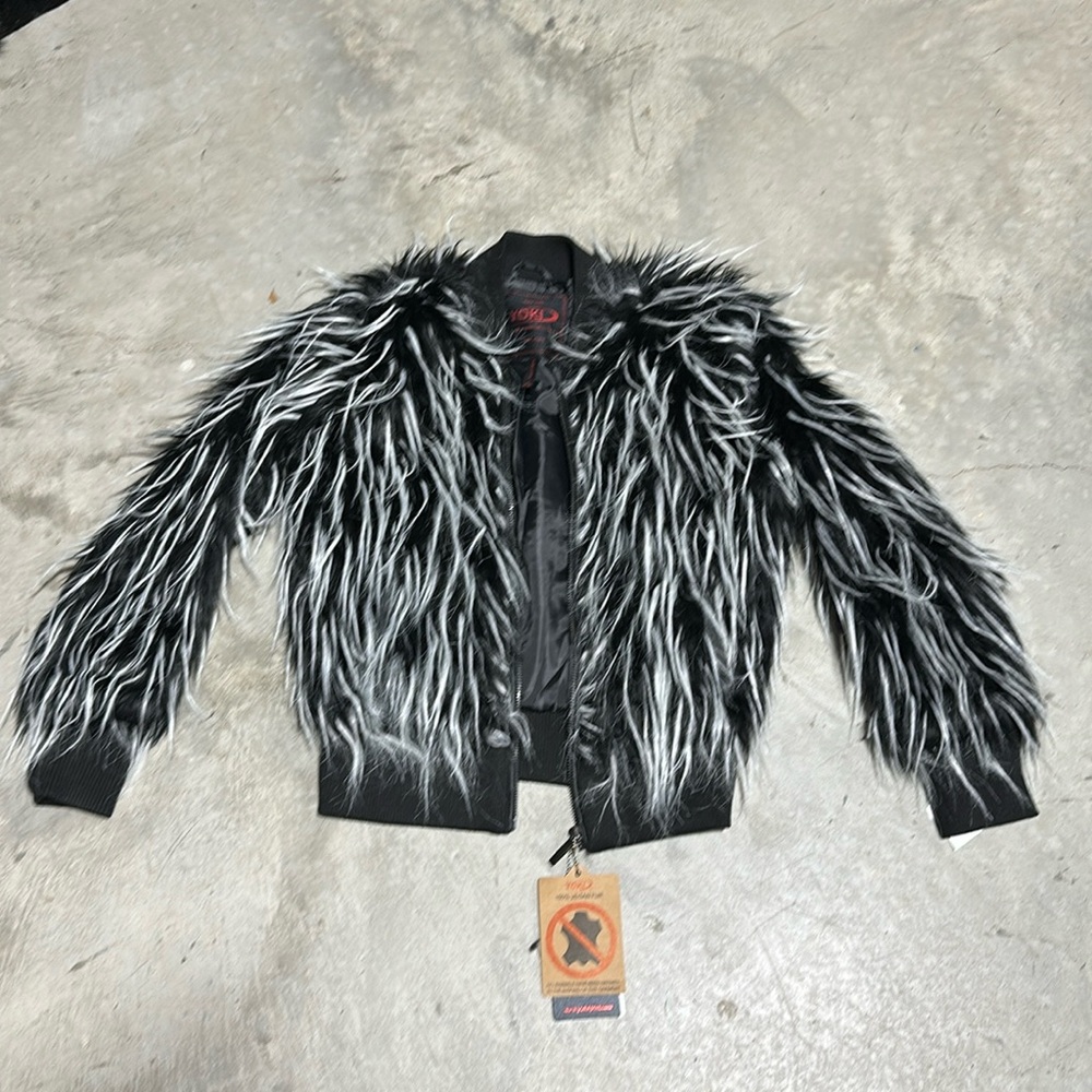 Yoki‎ jacket Gorgeous fake fur coat / NWT/ Size M / Nn-4